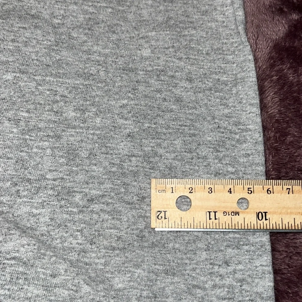 Easter shirt Peepin’ It Real gray 22” pit to pit ~ 24-25 length - Picture 10 of 10